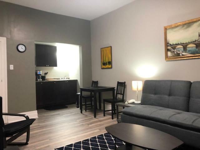 Royal Hotel Flin Flon Dış mekan fotoğraf